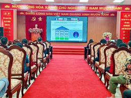 Nâng cao kiến thức công nghệ số, kỹ năng số cho thành viên Tổ chuyển đổi số cộng đồng xã Nam Phù