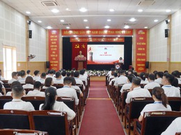UBND phường Long Biên tổ chức Lễ chào cờ tháng 9/2025