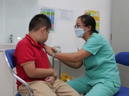 Phòng chống cúm mùa ở trẻ em mùa tựu trường: Lời khuyên từ chuyên gia y tế