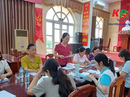 Hội Liên hiệp Phụ nữ Thành phố Hà Nội kiểm tra hoạt động vay vốn tại xã Kiều Phú
