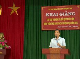Khai giảng lớp đào tạo nghề và giải quyết việc làm cho lao động nông thôn tại thôn Kim Long Thượng