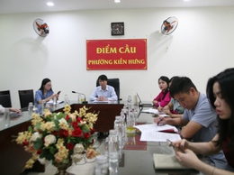 Đảng ủy phường Kiến Hưng tổ chức tiếp sóng trực tuyến từ điểm cầu Thành phố Hội nghị đánh giá tình hình triển khai vận hành mô hình chính quyền địa phương 02 cấp trên địa bàn thành phố