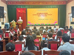 Đảng uỷ xã Hoài Đức tổ chức lớp bồi dưỡng nhận thức về Đảng đợt 4 năm 2025