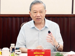 Khẩn trương triển khai đột phá phát triển giáo dục - đào tạo