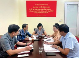 Chi bộ cơ quan HĐND phường Hai Bà Trưng sinh hoạt chuyên đề, quyết tâm nâng cao chất lượng hoạt động.