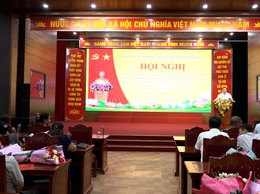 Xã Mỹ Đức trao quyết định nghỉ hưu, nghỉ thôi việc hưởng chế độ theo Nghị định số 178/2024/NĐ-CP và Nghị định số 67/2025/NĐ-CP của Chính phủ