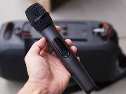 Không sản xuất, nhập khẩu, kinh doanh, sử dụng micro không dây có tần số hoạt động không đúng quy định