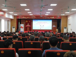 Phường Xuân triển khai hướng dẫn cơ sở trang bị, kết nối thiết bị truyền tin báo cháy và khai báo, cập nhật thông tin, dữ liệu của cơ sở lên phần mềm khai báo của hệ thống