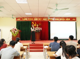 Trung tâm Chính trị khu vực Chương Mỹ khai giảng lớp bồi dưỡng nhận thức về Đảng  đợt 3 năm 2025