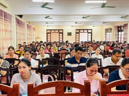 Khai giảng Lớp bồi dưỡng lý luận chính trị dành cho đảng viên mới năm 2025