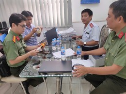 TUYÊN TRUYỀN TỚI NGƯỜI DÂN, CÁC HỘ KINH DOANH VÀ DOANH NGHIỆP TRÊN ĐỊA BÀN 