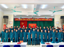 Xã Hát Môn:  Công bố quyết định thành lập và bổ nhiệm cán bộ chỉ huy đơn vị Dân quân tự vệ