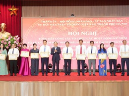 Phường Tây Hồ vinh dự nhận Bằng khen của Chủ tịch UBND TP Hà Nội trong công tác tổ chức A80