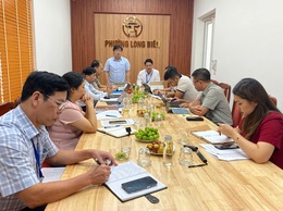 Thường trực Hội đồng nhân dân phường Giám sát việc tiếp công dân, giải quyết khiếu nại, tố cáo của công dân và việc giải quyết kiến nghị cử tri của Ủy ban nhân dân phường Long Biên