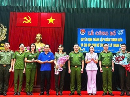 Ra mắt Chi đoàn và Chi hội Phụ nữ Công an xã