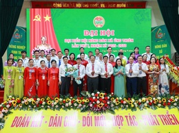 NÔNG DÂN SỐ, NÔNG NGHIỆP SẠCH, MÔI TRƯỜNG XANH THIẾT THỰC GẮN BÓ VỚI NÔNG DÂN XÃ ỨNG THIÊN
