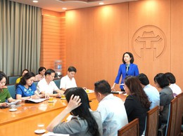 Hà Nội tăng cường kiểm tra các đơn vị được lựa chọn cung cấp bữa ăn bán trú cho học sinh trên địa bàn 