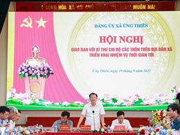 Hội nghị giao ban Thường trực Đảng ủy với Bí thư chi bộ các thôn trên địa bàn