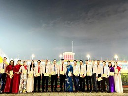 Đoàn đại biểu xã Yên Bài tham dự Lễ kỷ niệm, diễu binh, diễu hành nhân kỷ niệm 80 năm cách mạng tháng Tám thành công và Quốc khánh nước Cộng hoà xã hội chủ nghĩa Việt Nam.