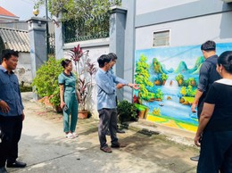 Tổ chức chấm điểm Cuộc thi “giữ gìn thôn sáng, xanh, sạch, đẹp, an toàn” tháng 8/2025 trên địa bàn xã