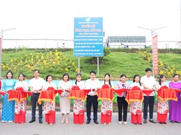Xã Dương Hoà khánh thành công trình “Tuyến đê bích hoạ, nở hoa” 