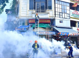 Ra mắt Tổ thường trực chữa cháy, cứu nạn cứu hộ tại phố đi bộ hồ Hoàn Kiếm và chợ đêm Đồng Xuân