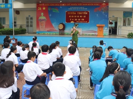 Tuyên truyền an toàn giao thông cho học sinh Trường THCS Kim Sơn