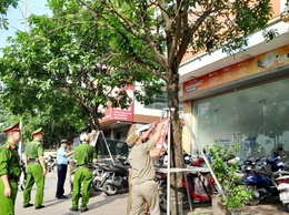 Quốc Oai ra quân cao điểm tổng kiểm tra, xử lý vi phạm trật tự đô thị, trật tự xây dựng và vệ sinh môi trường; giải tỏa chợ cóc, lập lại trật tự an toàn giao thông