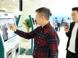 Từ Kiosk dịch vụ công đến “văn phòng lưu động”: Hà Nội đa dạng mô hình phục vụ giải quyết thủ tục hành chính