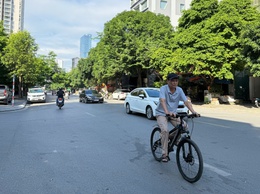 Hà Nội ngày 24/9: ngày nắng, đêm mưa vừa, mưa to và dông