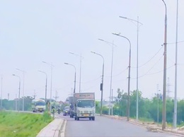 Hoàn thành mở rộng đường đê Hữu Hồng trong tháng 11/2025