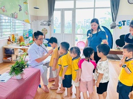 Khám sáng lọc bệnh tim mạch miễn phí cho trẻ em mầm non trên địa bàn xã An Khánh