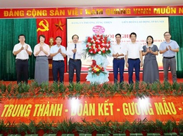 Thành lập Công đoàn phường Tùng Thiện: Dấu mốc mới trong xây dựng tổ chức chính trị - xã hội tại địa phương
