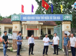 CHỦ TỊCH UBND XÃ HƯNG ĐẠO KIỂM TRA CÔNG TÁC BẢO VỆ MÔI TRƯỜNG TẠI LÀNG NGHỀ THÔN 12