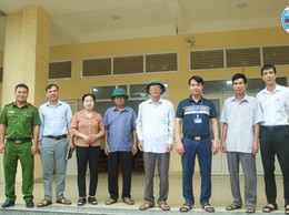 Đoàn số 2 kiểm tra Cuộc thi “Giữ gìn Thôn Sáng, Xanh, Sạch, Đẹp, An toàn” tháng 9/2025