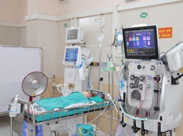 BVĐK Đức Giang: Lọc máu liên tục cứu sống bệnh nhi sốc nhiễm khuẩn nguy kịch