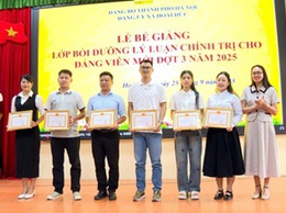 Đảng ủy xã Hoài Đức bế giảng lớp bồi dưỡng lý luận chính trị cho Đảng viên mới đợt 3 năm 2025