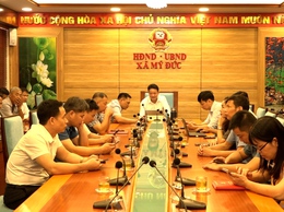 Đơn vị bầu cử số 9 Đoàn Đại biểu Quốc hội thành phố Hà Nội tiếp xúc cử tri trước kỳ họp thứ 10