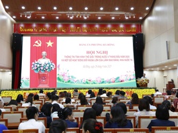 Hội nghị thông tin về tình hình thế giới, trong nước 9 tháng đầu năm 2025