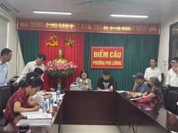 UBND phường Phú Lương chi trả bồi thường, hỗ trợ giải phóng mặt bằng dự án đường Vành đai 4 cho 12/17 cá nhân và hộ gia đình trên địa bàn