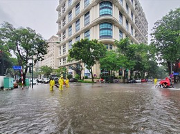 Hà Nội chủ động triển khai ứng phó với bão số 10, mưa lớn, lũ quét và sạt lở đất