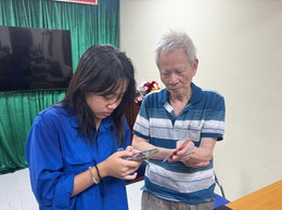 Tổ chức các điểm “Bình dân học vụ số lưu động” và thực hiện Chiến dịch “45 ngày đêm ra quân hỗ trợ hoạt động chuyển đổi số