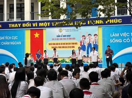UBND Phường Ô Chợ Dừa : Tổ chức truyền thông chăm sóc sức khỏe sinh sản vị thành niên, thành niên