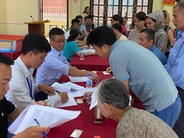 Phường Yên Nghĩa: bảo đảm mọi người dân đều được nhận quà Quốc khánh 2/9