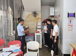 Phường Long Biên tăng cường công tác đảm bảo an toàn thực phẩm dịp Tết Trung thu năm 2025