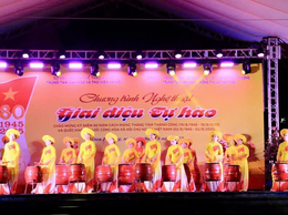 Chương trình nghệ thuật với chủ đề “ Giai điệu tự hào” thành công tốt đẹp.
