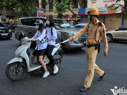 Công an xã Tiến Thắng tuyên truyền, phổ biến “Chấp hành Luật Giao thông – An toàn cho học sinh trước thềm năm học mới”