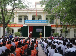 Quảng Bị bảo đảm trật tự an toàn giao thông, an ninh, an toàn và văn hóa học đường năm học mới