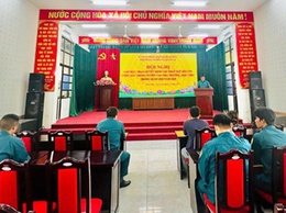 Hoài Đức gặp mặt, trao quyết định gọi nhập ngũ đối với công dân trúng tuyển vào nhà trường, học viện trong quân đội năm 2025