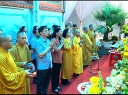 Phường Vĩnh Tuy tưởng niệm đồng bào chết vì oanh tạc và nạn đói năm 1944-1945